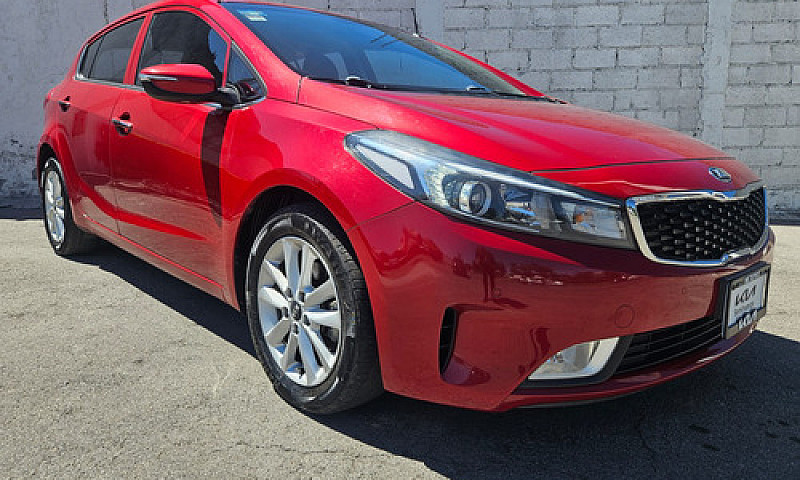 Kia Forte Hb 2018...