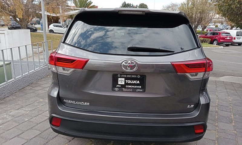 Toyota Highlander 20...