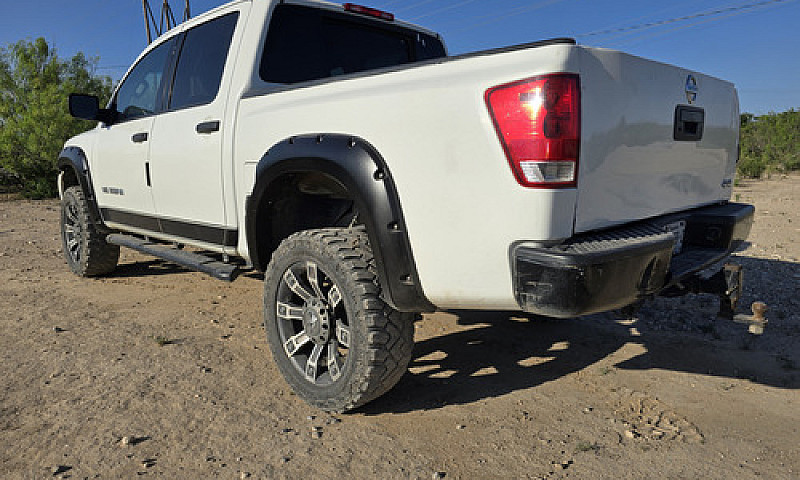 Nissan Titan 5.6L S ...