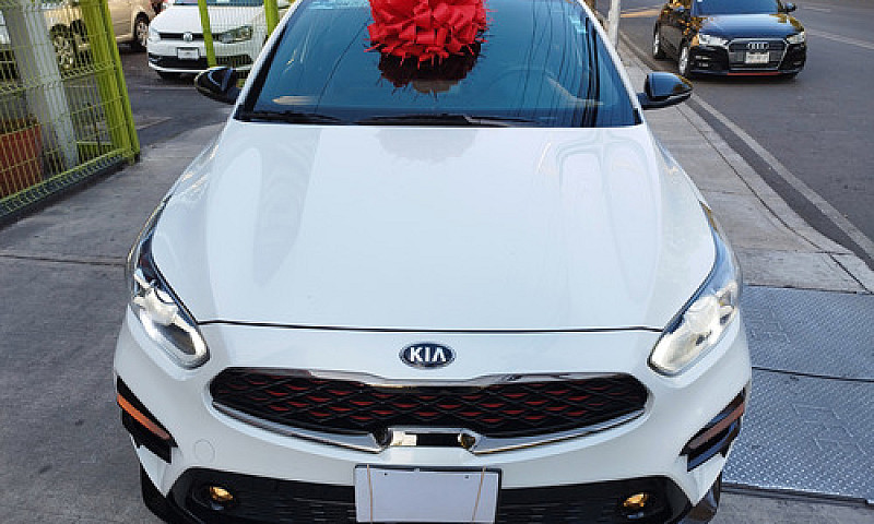 Kia Forte Gt Line 2....