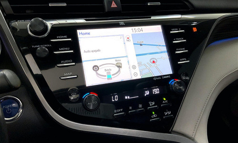 Toyota Camry 2019...