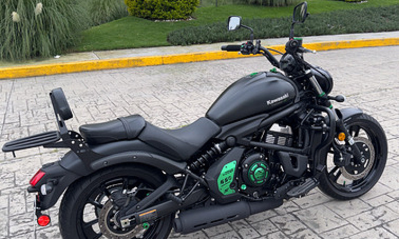 Kawasaki Vulcan S 65...