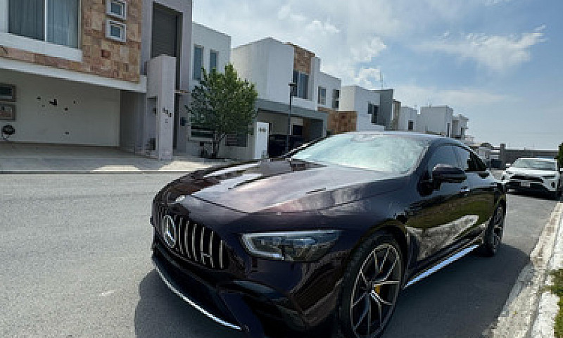 Mercedes-Benz Amg Gt...