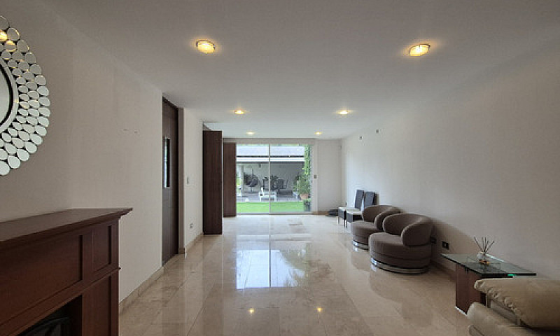 Casa En Venta En Fra...