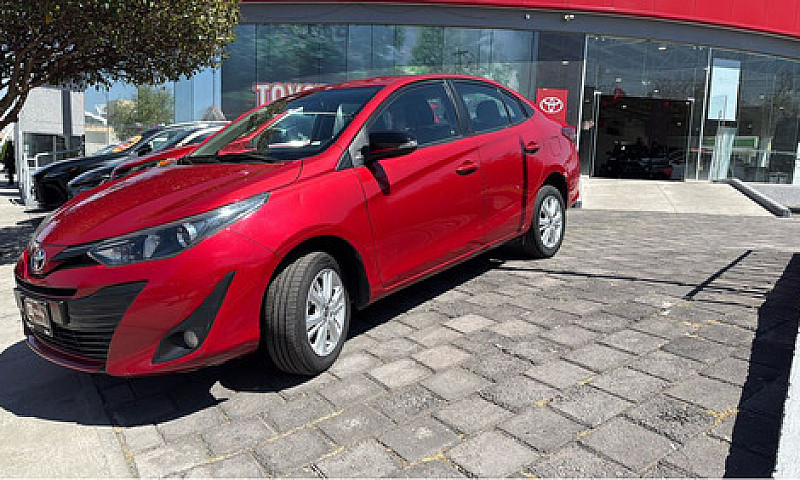 Toyota Yaris 2020...