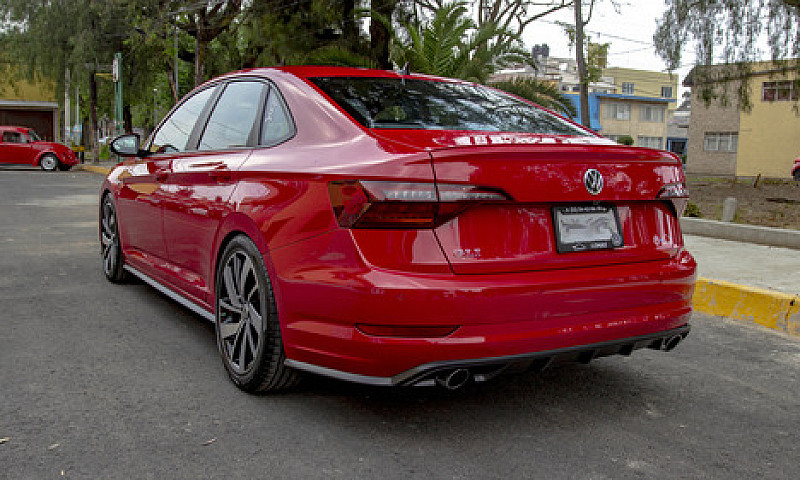 Volkswagen Jetta 2.0...