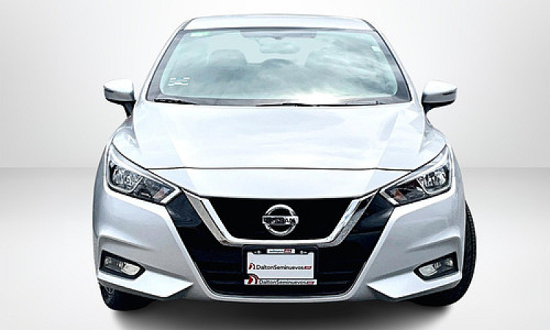 Nissan Versa 2020...