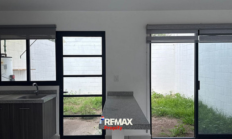 Casa En Venta Zákia,...