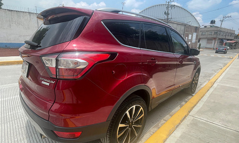 Ford Escape 2.0 Tita...
