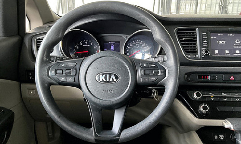 Kia Sedona 2020...