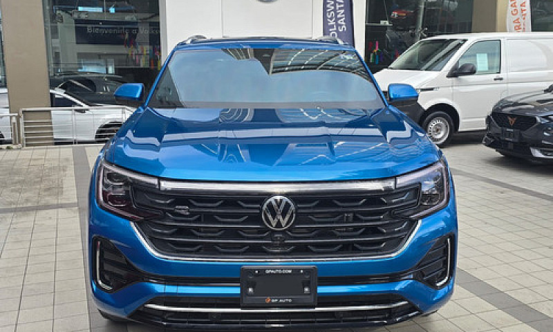 Volkswagen Cross Spo...