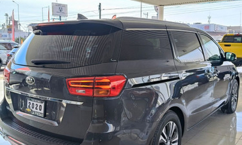 Kia Sedona 2020...