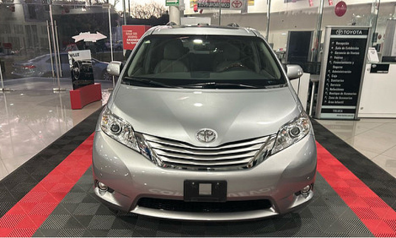 Toyota Sienna 2014...