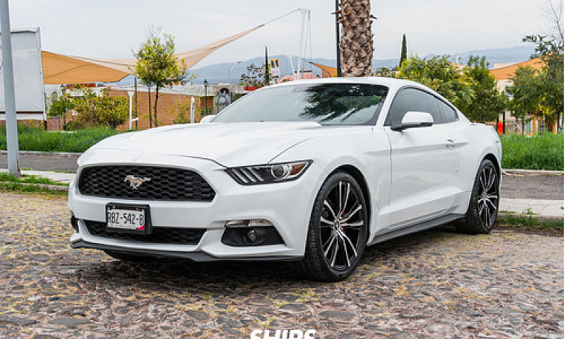 Ford Mustang 2016...