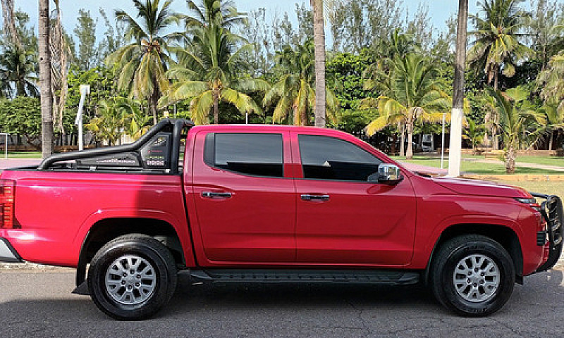 Mitsubishi L200 2.4 ...