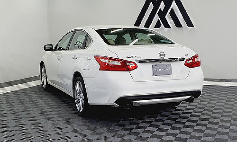 Nissan Altima 2017 3...