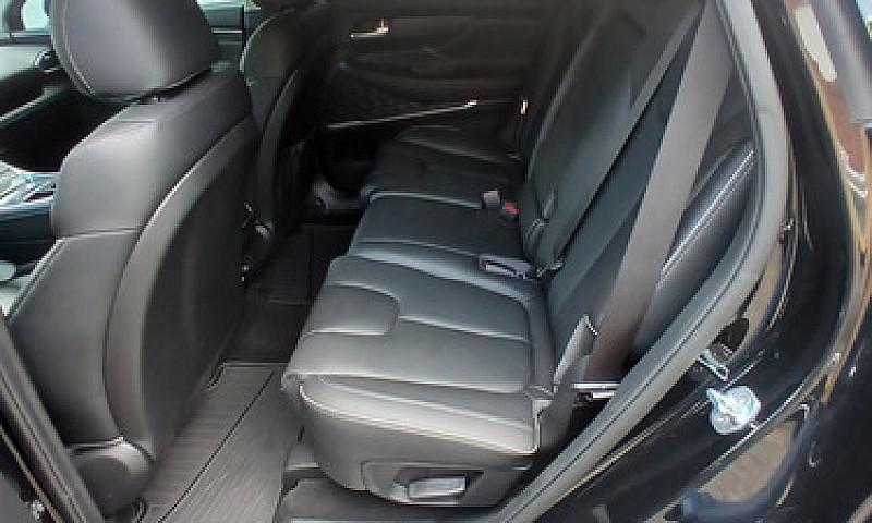 Hyundai Santa Fe 2.5...