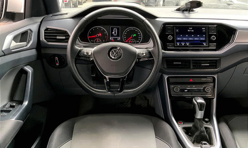 Volkswagen T-Cross 2...