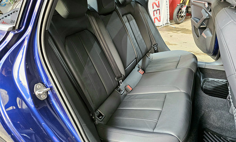 = Audi // A3 1.4 Sed...