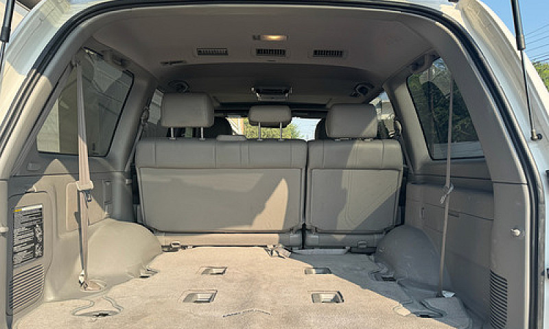 Toyota Land Cruiser ...