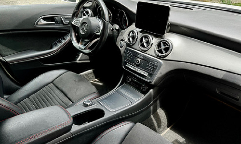 Mercedes-Benz Clase ...