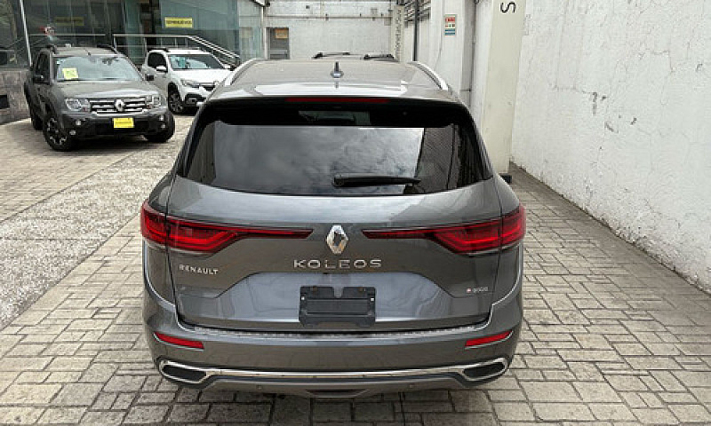 Renault Koleos 2023...