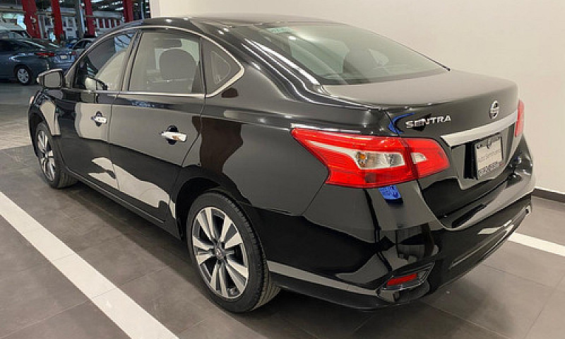 Nissan Sentra 2018...