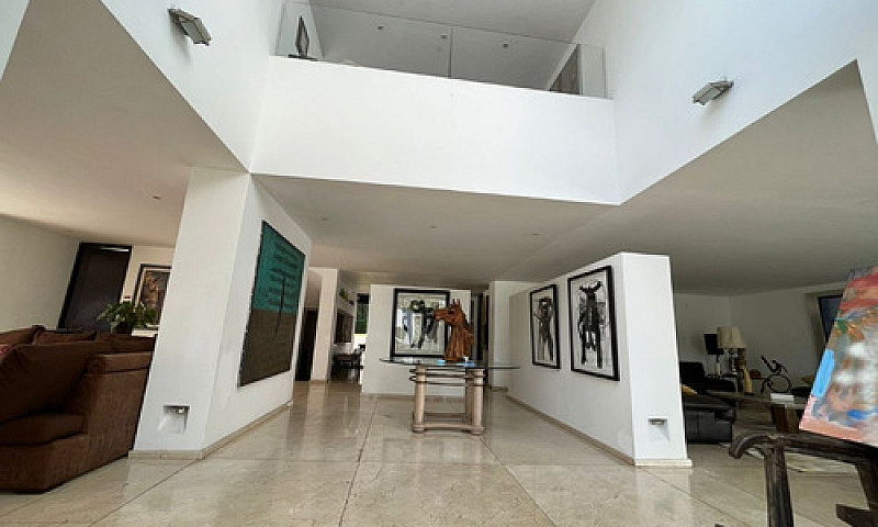 Venta Casa  Jardines...