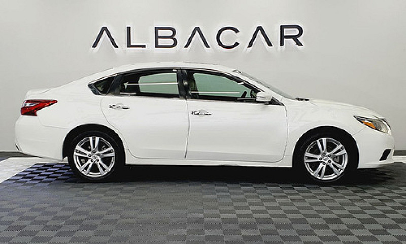 Nissan Altima 2017 3...