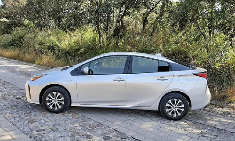 Toyota Prius 1.8 Bas...