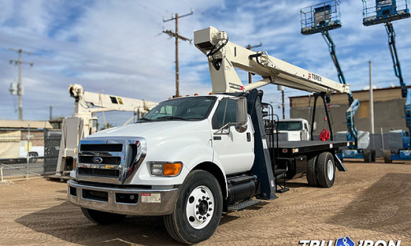 Grua Titan 2015 Ford...