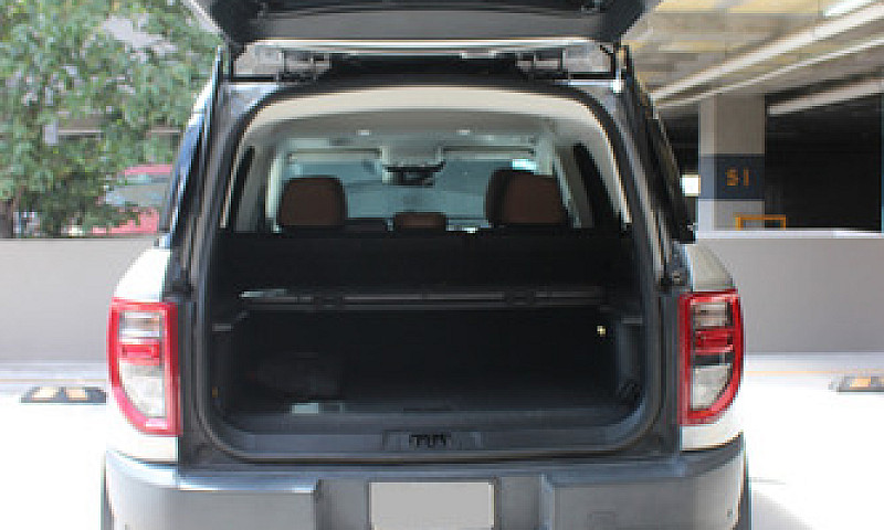 Ford Bronco Sport 1....
