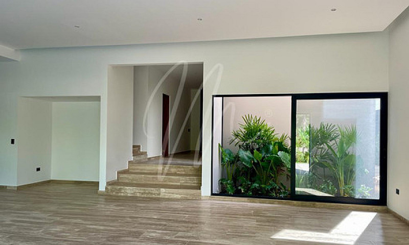 Casa En Venta En Lag...