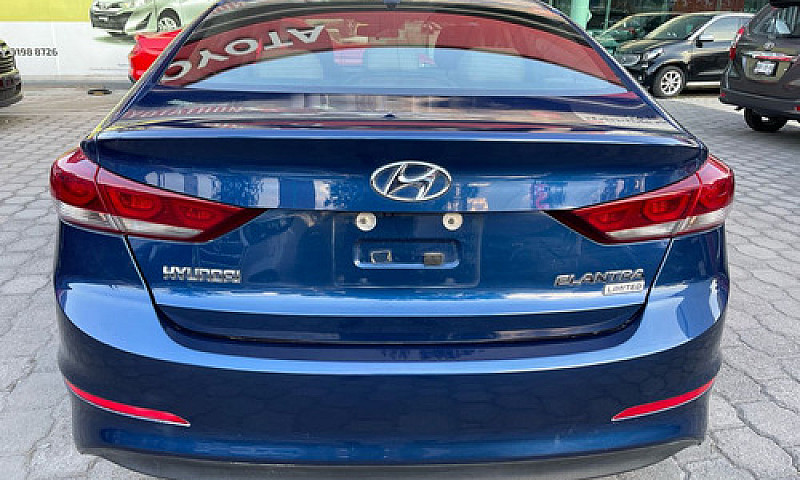 Hyundai Elantra 2018...