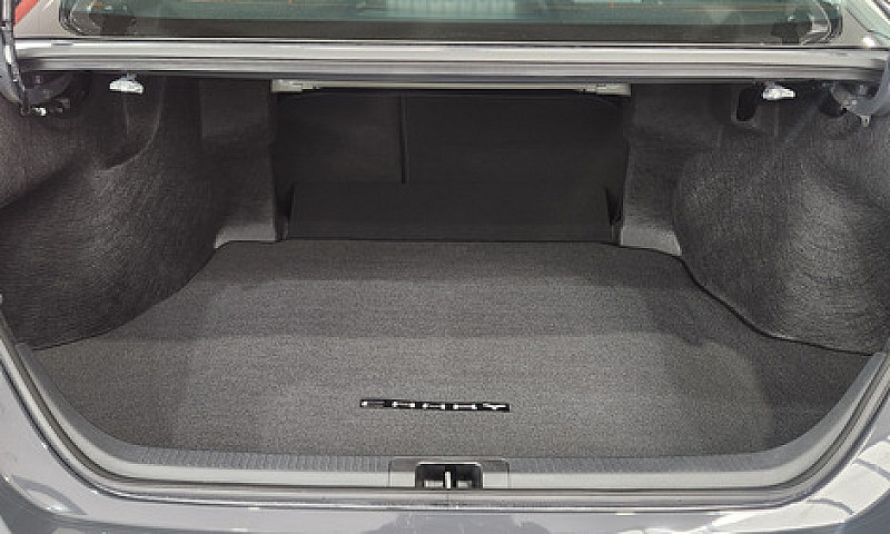 Toyota Camry 2.5 Hev...
