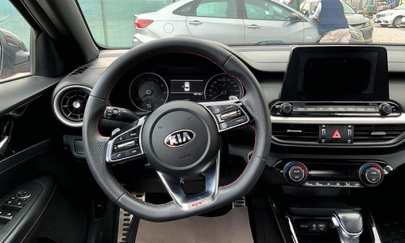 Kia Forte 2020...