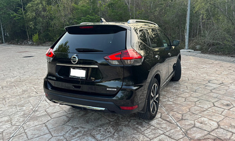 Nissan X-Trail 2.0 E...
