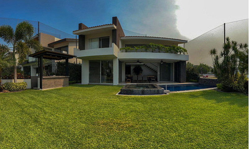 Casa En Paraíso Coun...