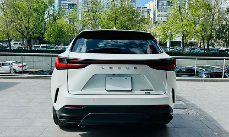 Lexus  Nx  2022...