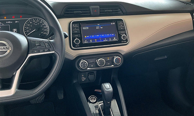 Nissan Versa 2022...