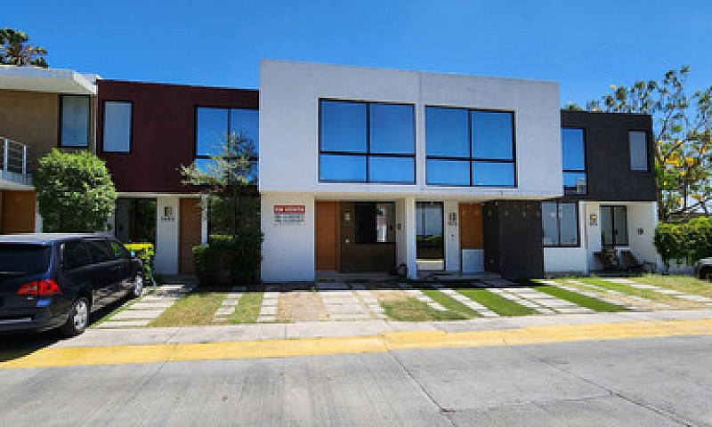 Casa En Venta Con Re...