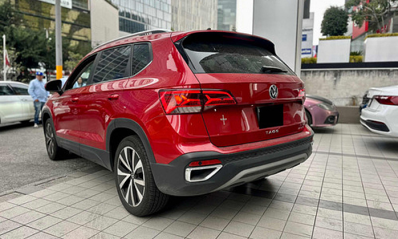 Volkswagen Taos High...