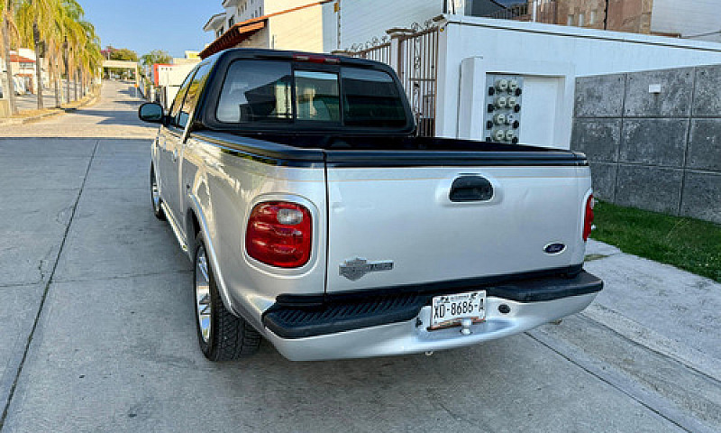 Ford Lobo 5.4 Harley...