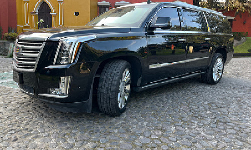 Cadillac Escalade Es...