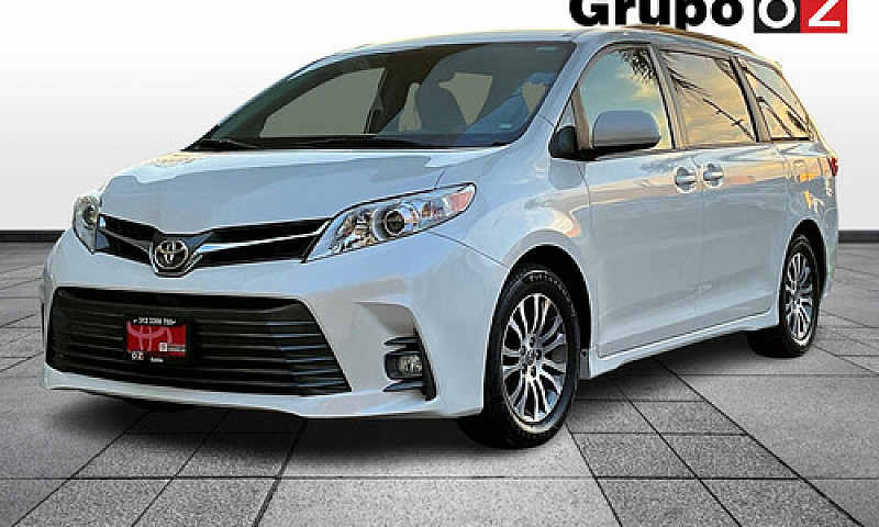 Toyota Sienna 2020...