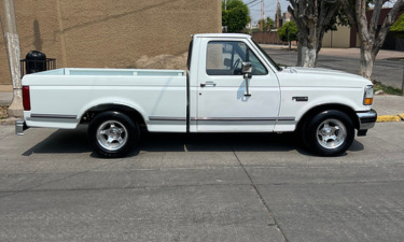 Ford F-250 Xlt...