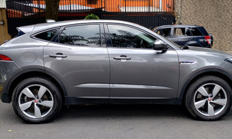 Jaguar F-Pace 3.0 R-...