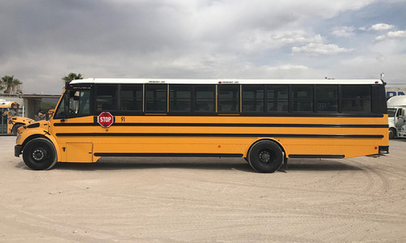 2009 Freightliner Mo...