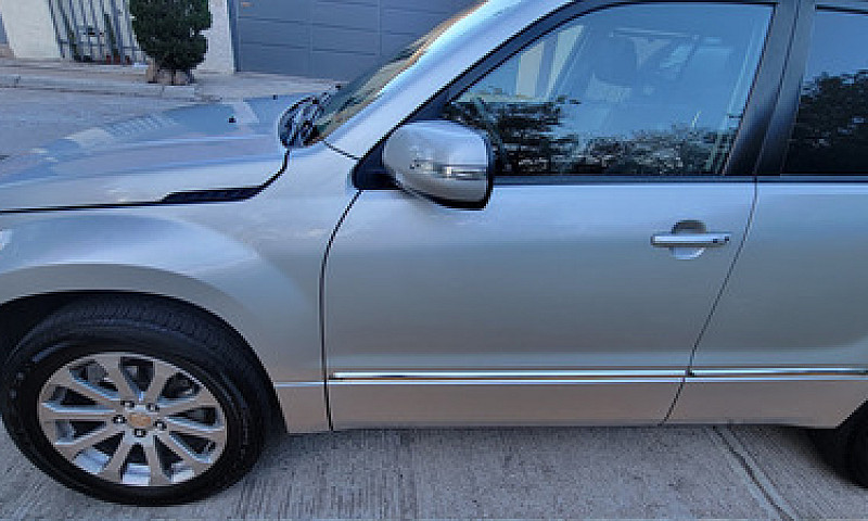 Suzuki Grand Vitara ...