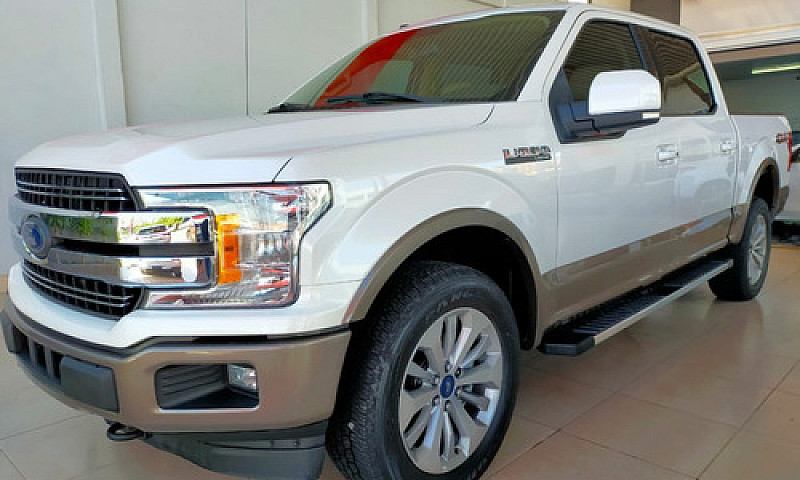 Ford Lobo Lariat 4X4...